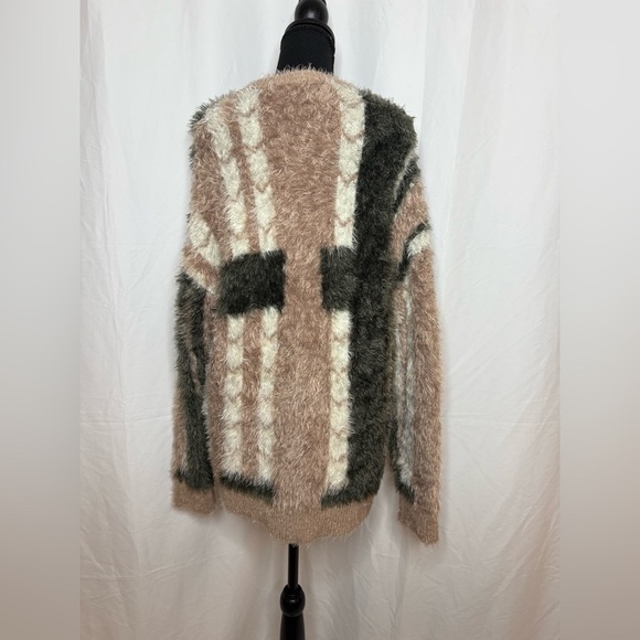 NWT Cozy Fuzzy Sweater - Brown and Black - Picture 2 of 2
